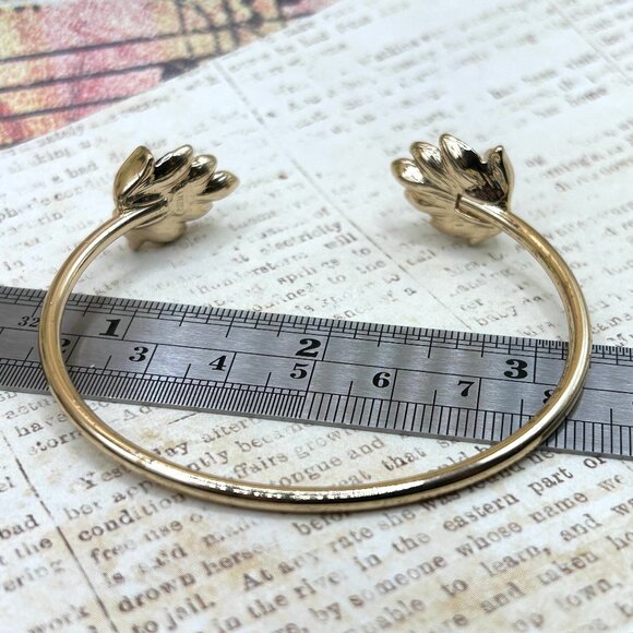 Designer Purple Lavender Crystal Rhinestone Lotus Flower Cuff Bracelet Gold Tone - Picture 9 of 14